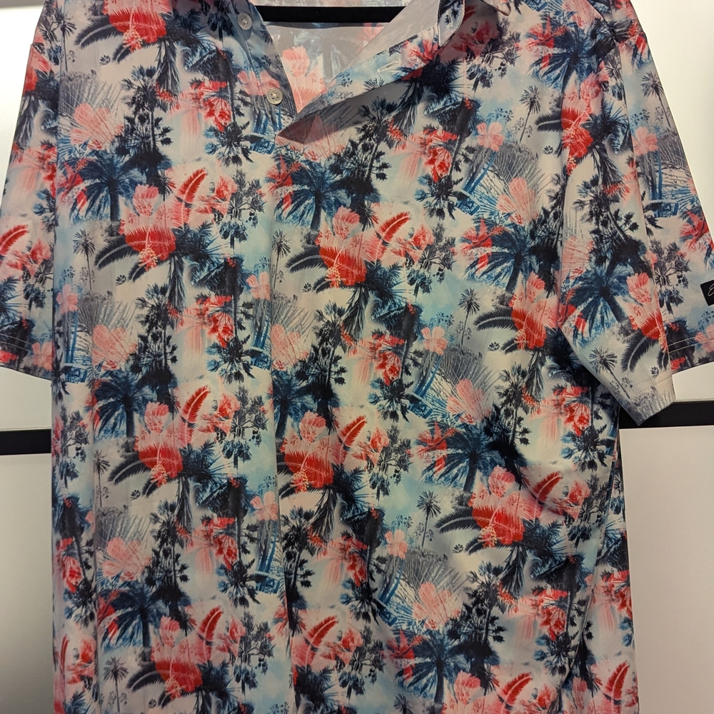 Sunday Swagger Tropical Print Short Sleeve Shirt